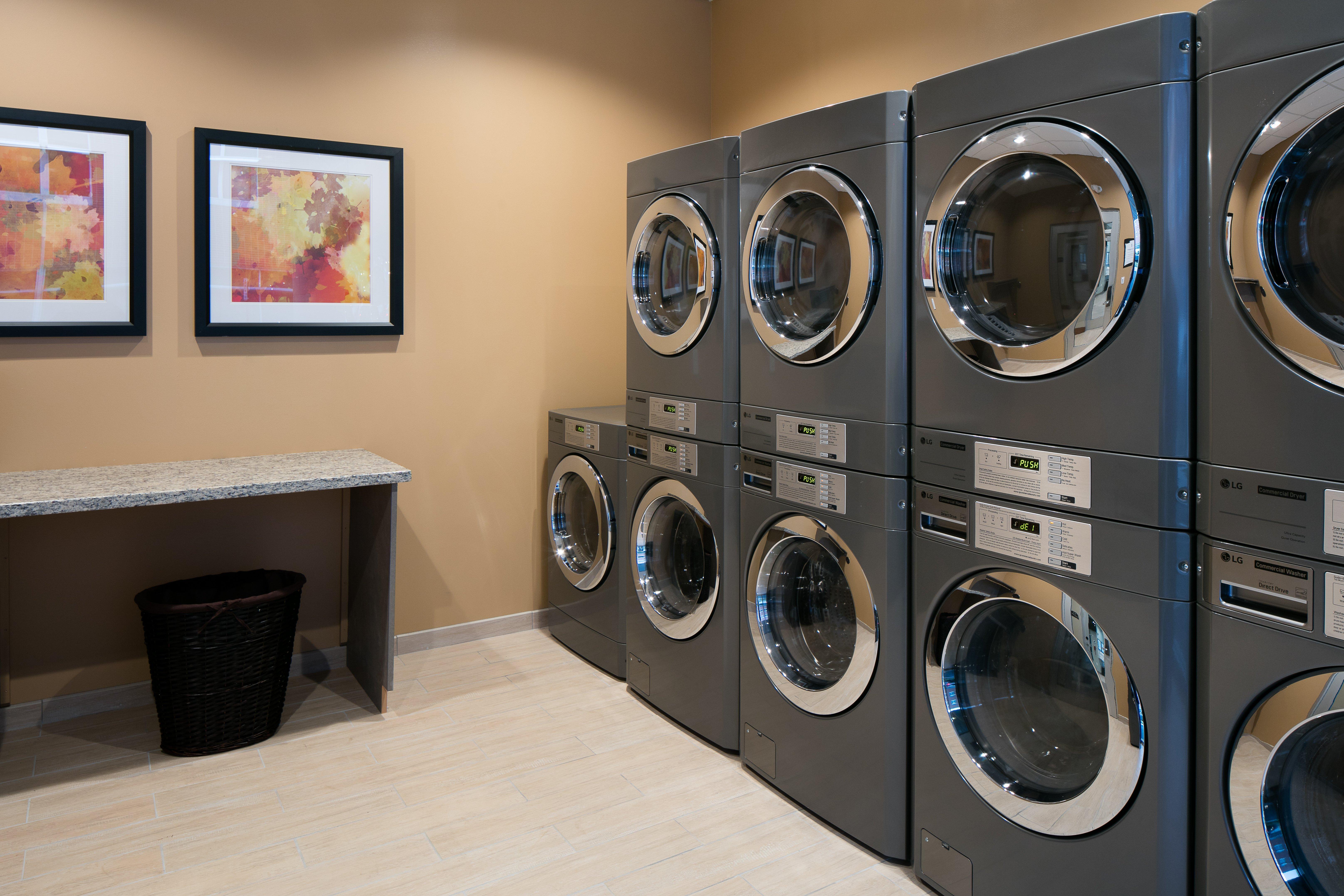 Staybridge Suites Des Moines Downtown By Ihg Eksteriør billede