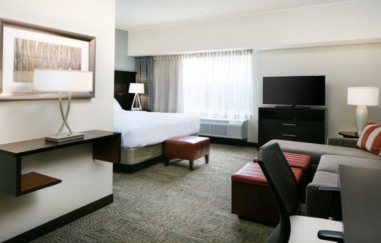 Staybridge Suites Des Moines Downtown By Ihg Eksteriør billede